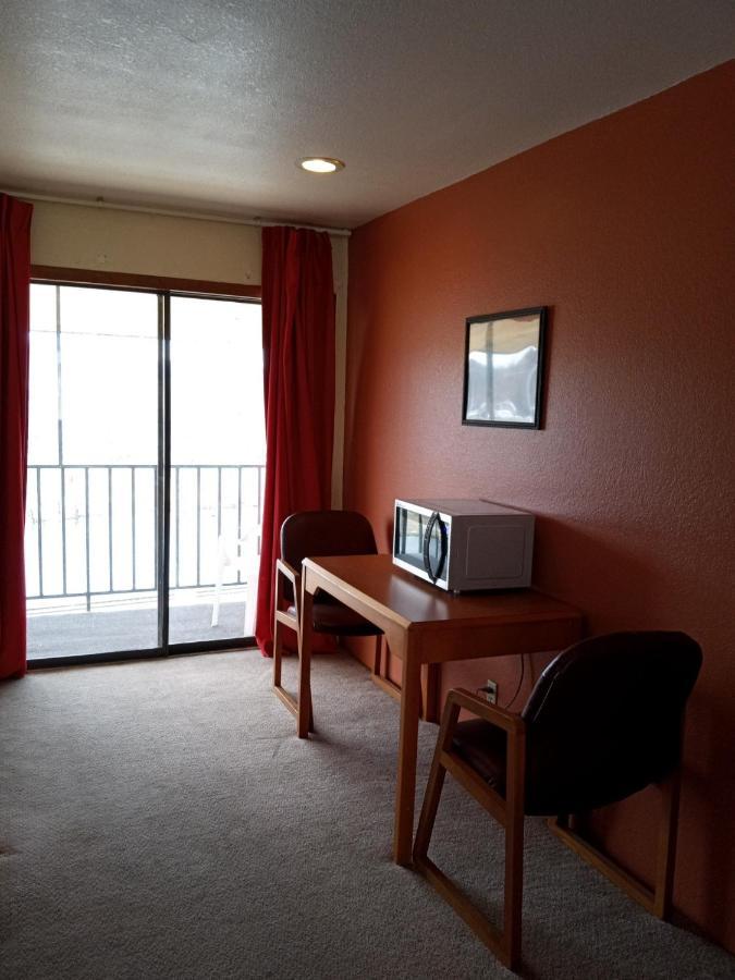 Riverview Motel Mammoth Spring Экстерьер фото